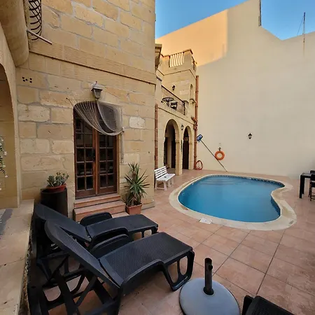 Under New Management! Sant Antnin Luxurious With Pool Sannat Near Victoria Gozo Family Friends Couples Views Balcony Roof Terrace Romantic Getaway * Munxar