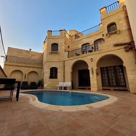 Under New Management! Sant Antnin Luxurious With Pool Sannat Near Victoria Gozo Family Friends Couples Views Balcony Roof Terrace Romantic Getaway * Munxar