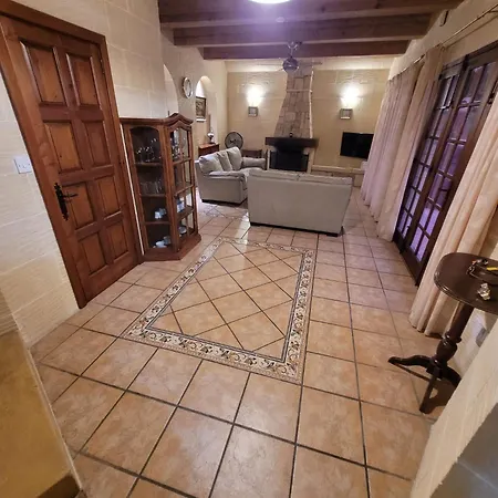 Under New Management! Sant Antnin Luxurious With Pool Sannat Near Victoria Gozo Family Friends Couples Views Balcony Roof Terrace Romantic Getaway