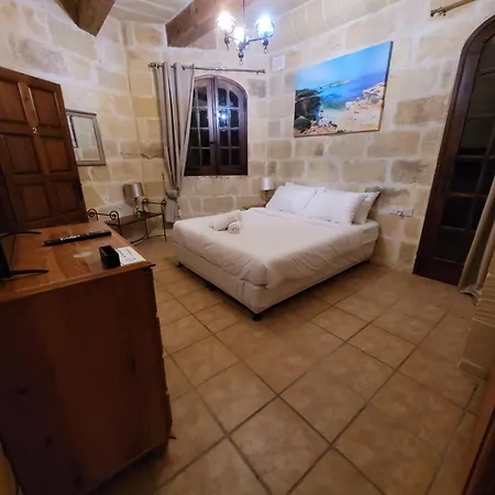ヴィラ Under New Management! Sant Antnin Luxurious With Pool Sannat Near Victoria Gozo Family Friends Couples Views Balcony Roof Terrace Romantic Getaway Munxar