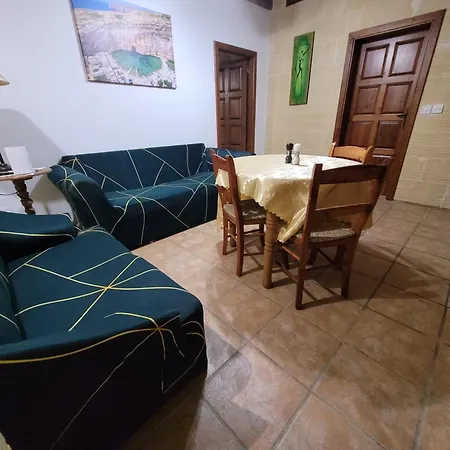 Under New Management! Sant Antnin Luxurious With Pool Sannat Near Victoria Gozo Family Friends Couples Views Balcony Roof Terrace Romantic Getaway *